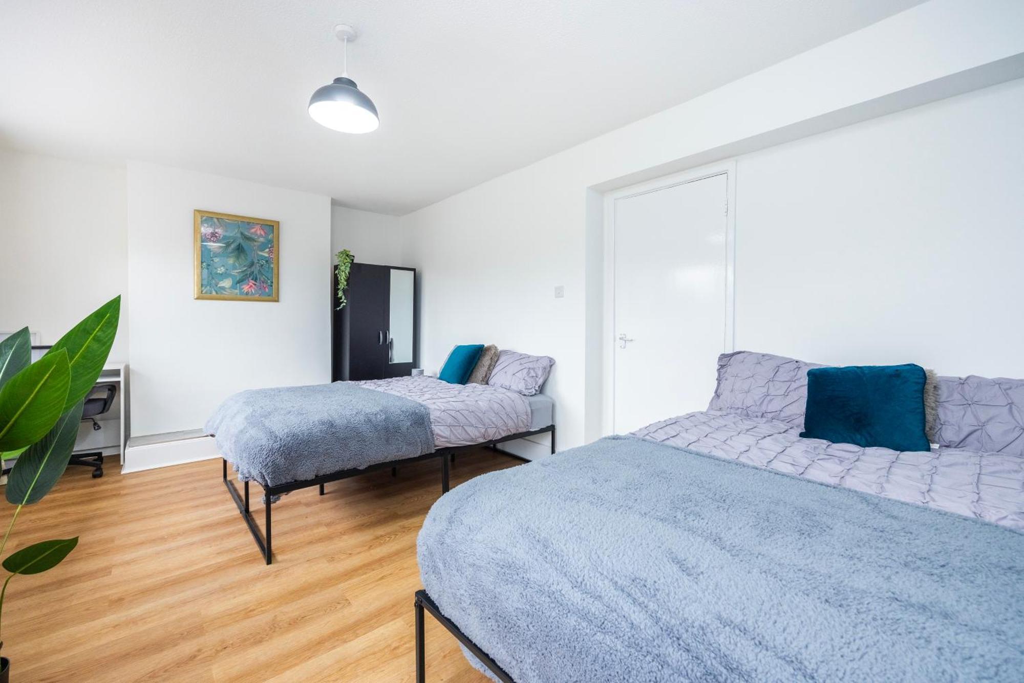 Excel O2 Stunning Large 3 Bedroom Apartment With Balcony Londres Exterior foto
